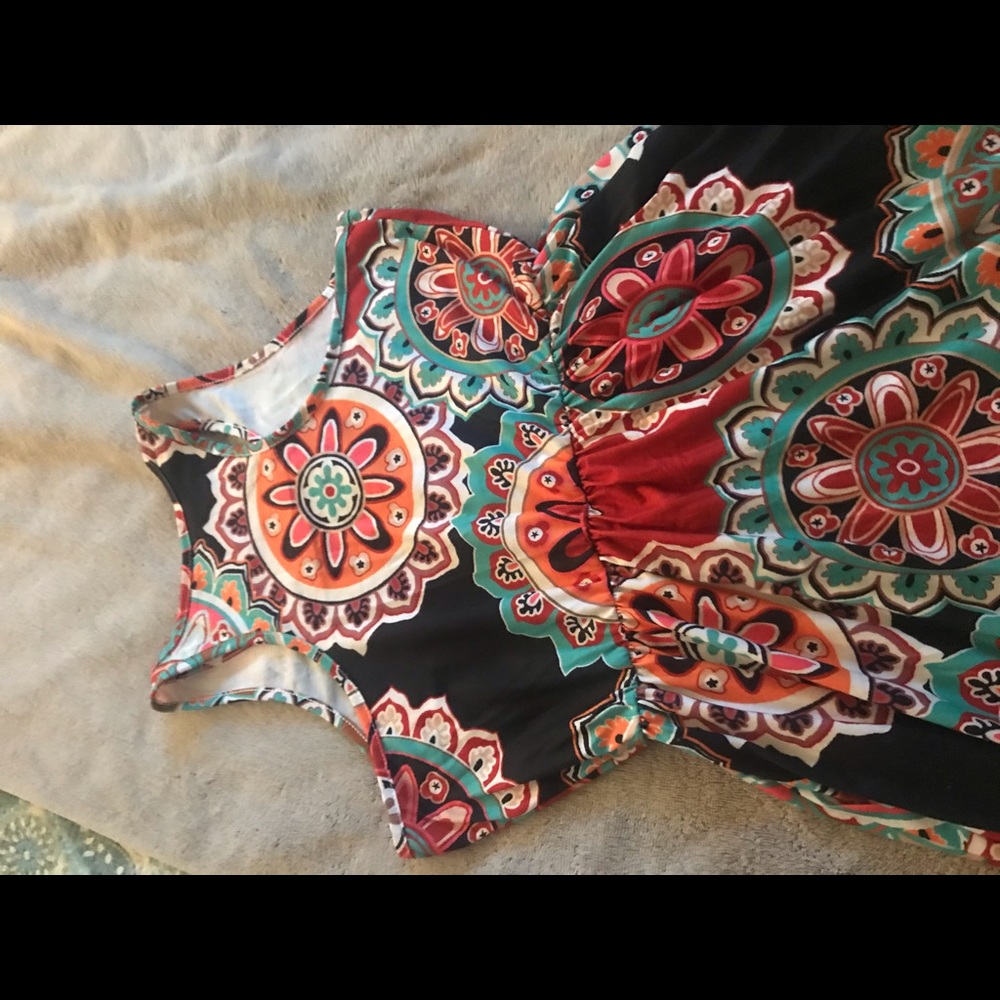 Dress - Picture 4 of 4
